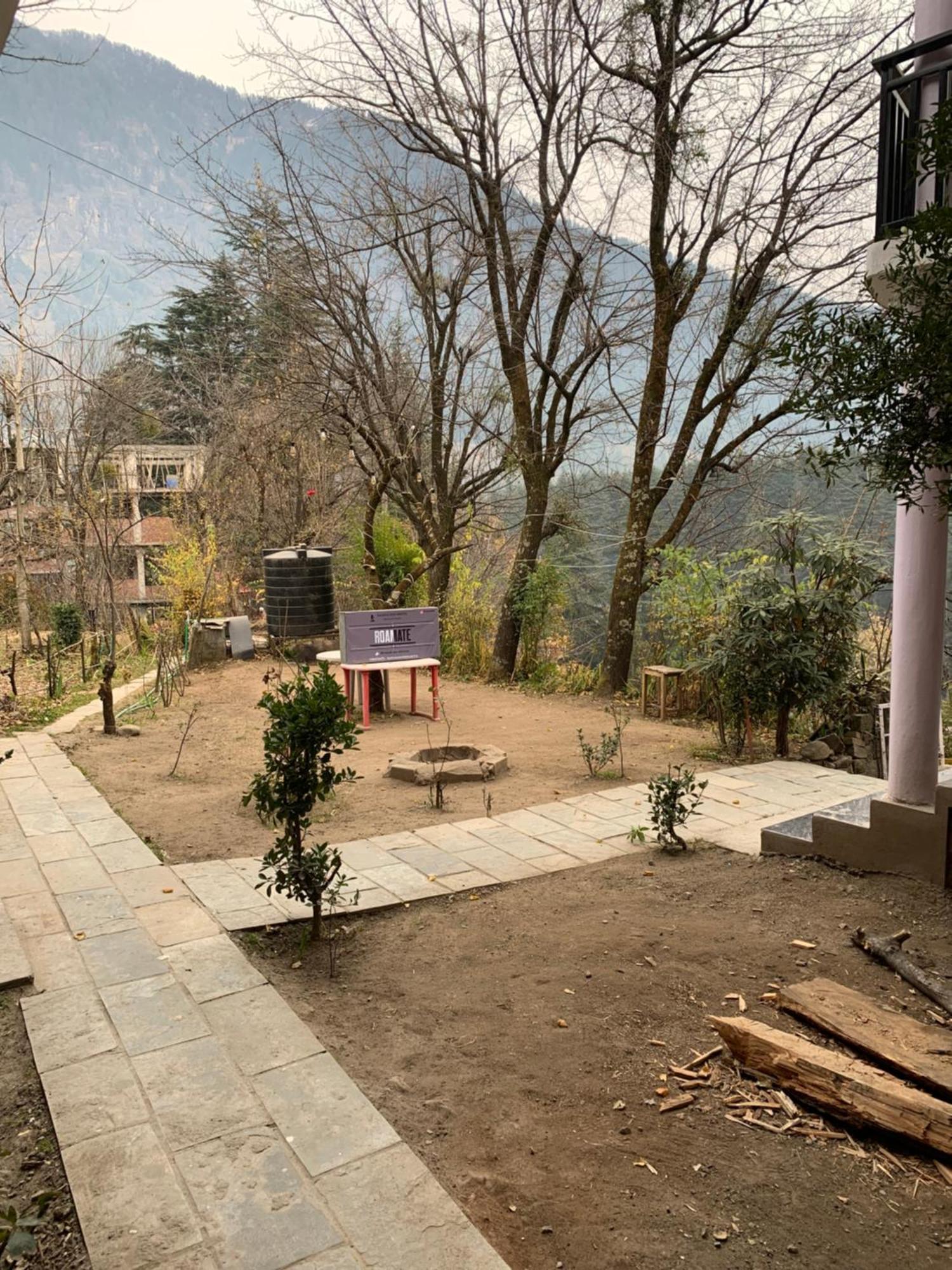 Roamate Hostel, Old Manali Exterior photo