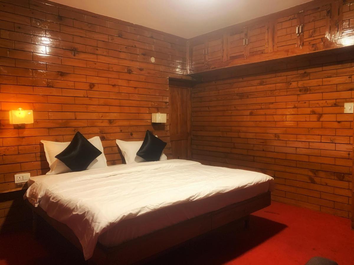 Roamate Hostel, Old Manali Exterior photo