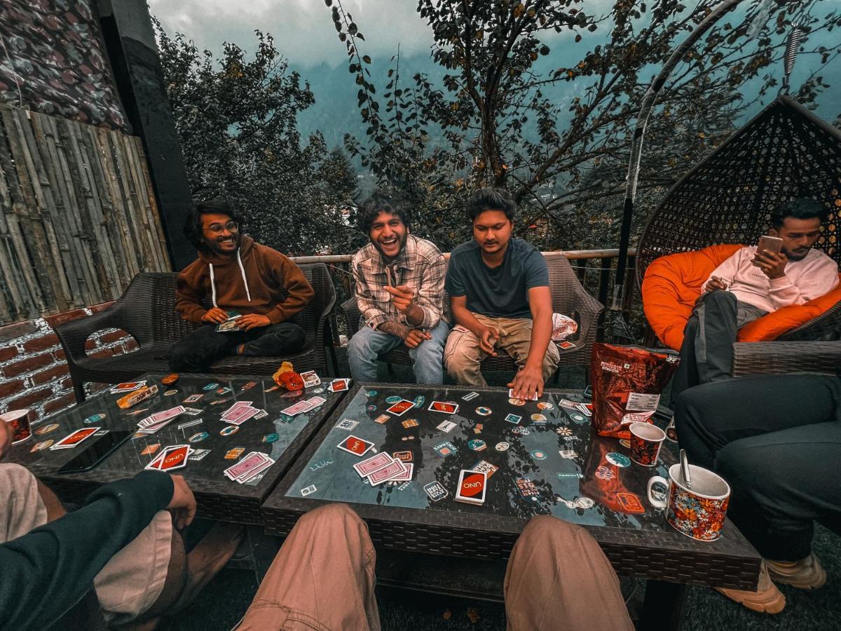 Roamate Hostel, Old Manali Exterior photo