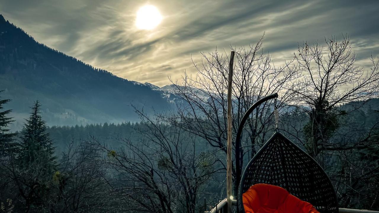 Roamate Hostel, Old Manali Exterior photo