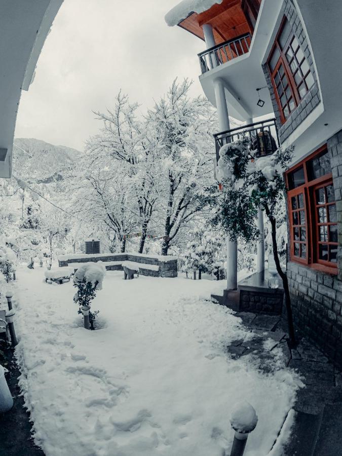 Roamate Hostel, Old Manali Exterior photo